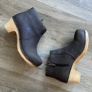 Dansko Maria Ankle Boots Sz 37 EU 6 US Brown Leather Milled Nubuck